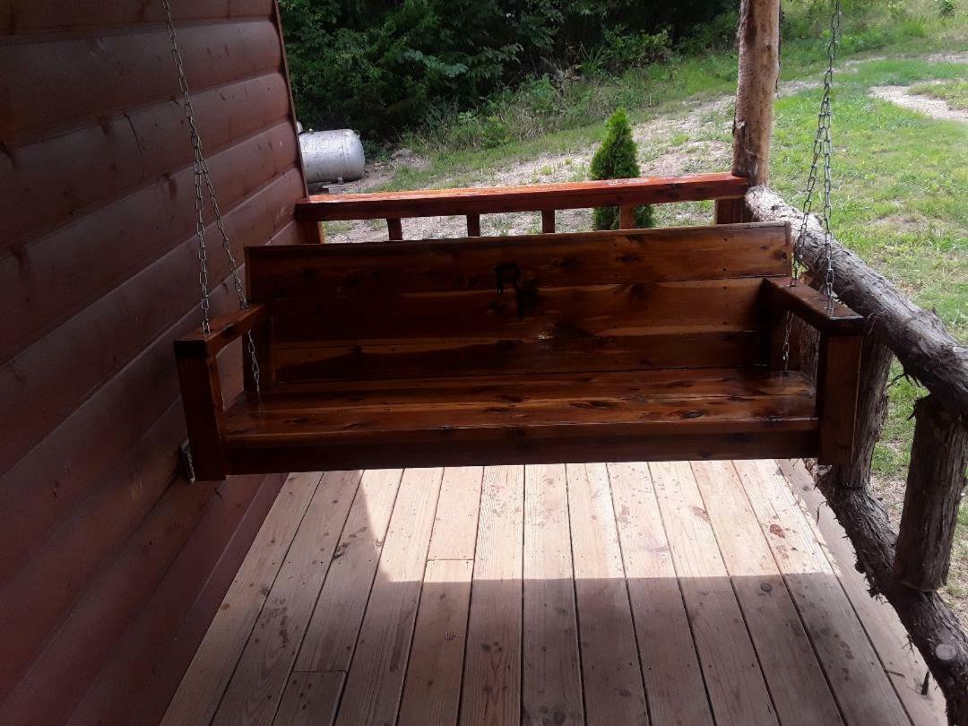 Amish Made Cedar Cabin With A Loft On A Buffalo Farm Close To The Buffalo River Marshall Exteriér fotografie
