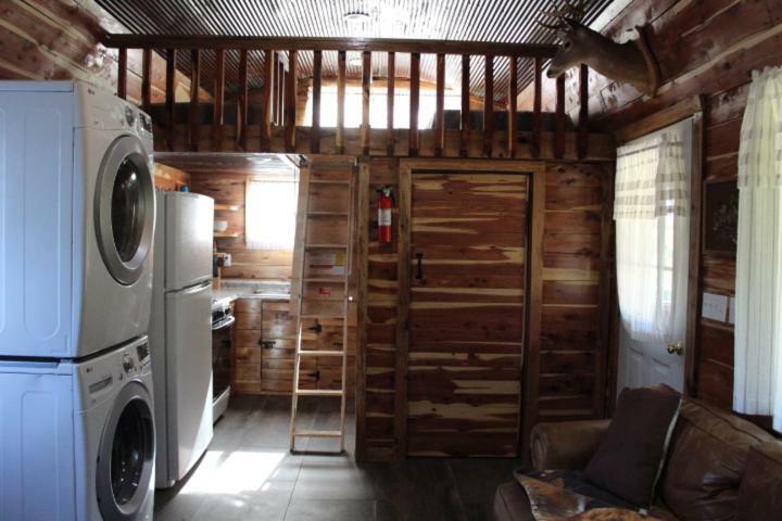 Amish Made Cedar Cabin With A Loft On A Buffalo Farm Close To The Buffalo River Marshall Exteriér fotografie