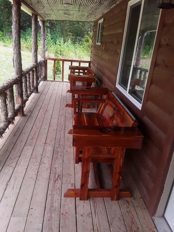 Amish Made Cedar Cabin With A Loft On A Buffalo Farm Close To The Buffalo River Marshall Exteriér fotografie